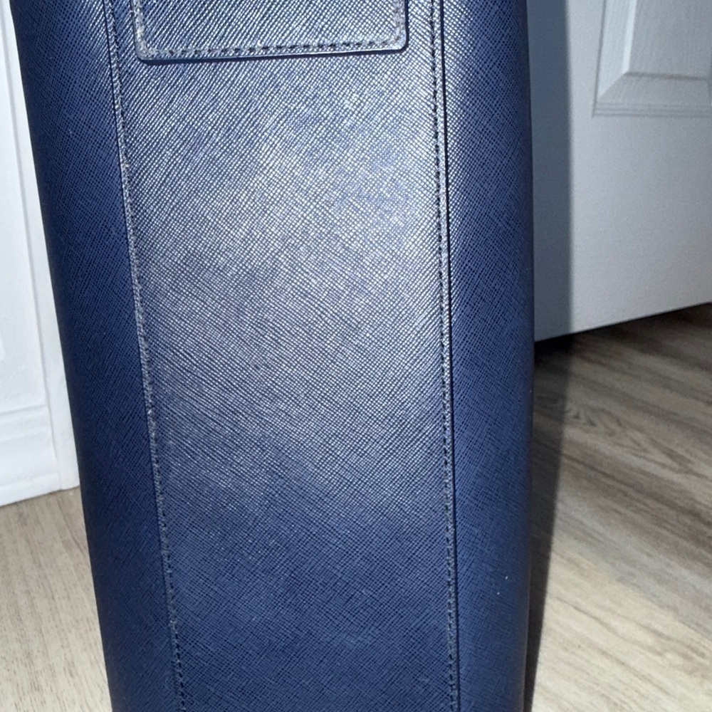MCM Navy Blue Leather Satchel w/ Strap & Gold Hardware - Picture 7 of 12
